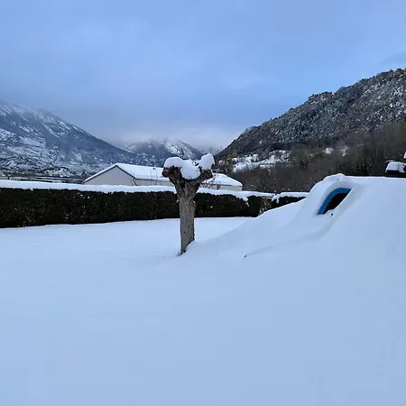 Charmante Maisonnette Avec Vue Sur Les Montagnes 샬레 Chalais