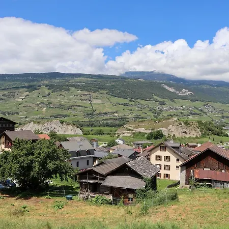Charmante Maisonnette Avec Vue Sur Les Montagnes * Chalais