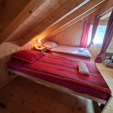 Charmante Maisonnette Avec Vue Sur Les Montagnes シャレー