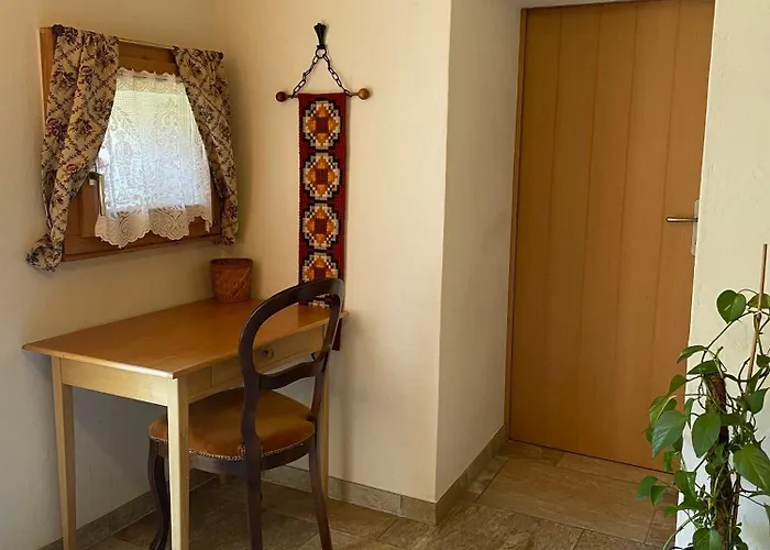 Charmante Maisonnette Avec Vue Sur Les Montagnes * Chalais