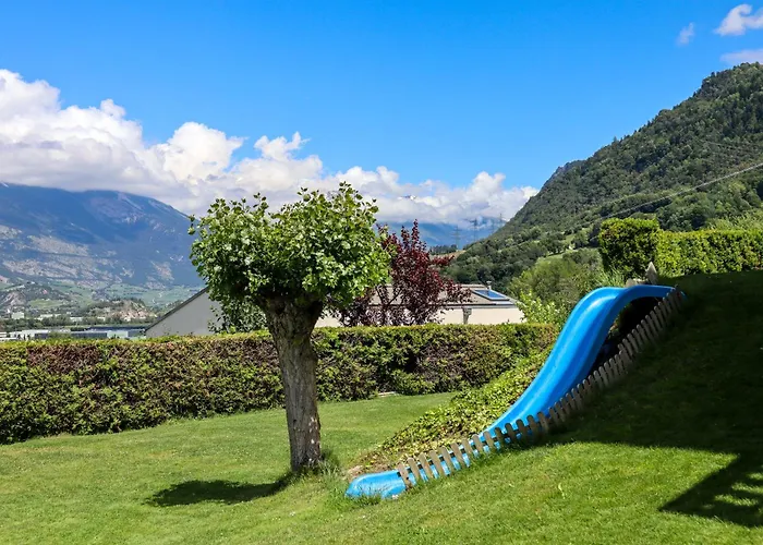 Charmante Maisonnette Avec Vue Sur Les Montagnes *