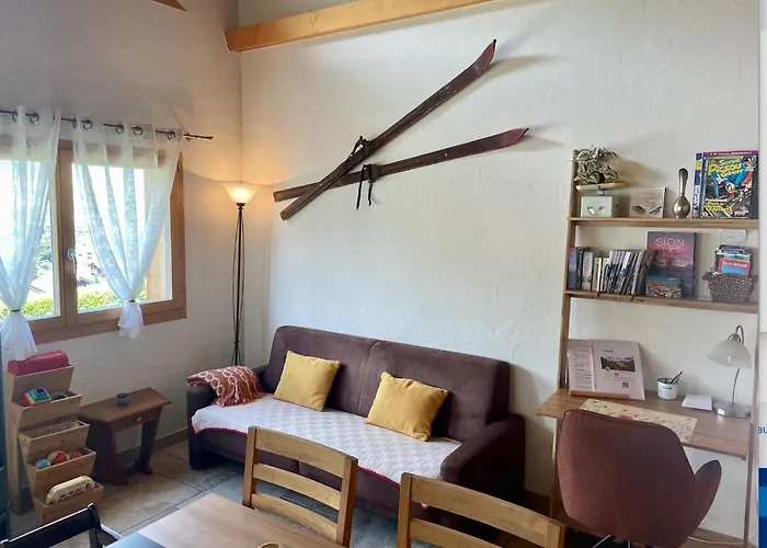 Chalet Charmante Maisonnette Avec Vue Sur Les Montagnes Chalais