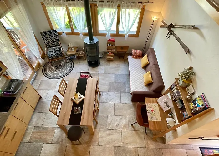 Charmante Maisonnette Avec Vue Sur Les Montagnes *