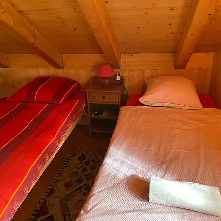 Charmante Maisonnette Avec Vue Sur Les Montagnes *